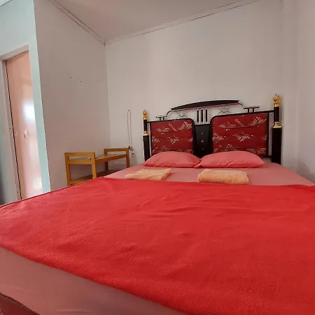 Harry & Mimin Homestay Gorontalo Exterior photo